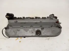 350.le1202 Lexus 2002 Rx 300 Left Valve Cover Oem