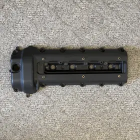 Xr83-6p037-ah Lincoln Ls Front Right Passenger Valve Cover 2003-2006
