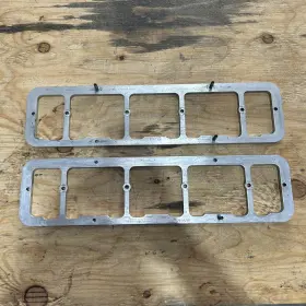 Vca09 Medicemfg.com Valve Cover Adapter Chevrolet Sbc Perimeter Bolt On Center Head