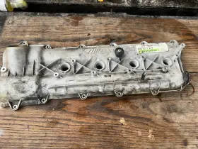 1560100600 Mercedes-benz W204 C63 Ml63 Amg M156 Left Side Engine Cylinder Head Valve Cover Oem