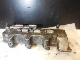 A1120160605 Mercedes-benz 2001-2005 Ml320 E320 C320 Valve Cover Passenger Right