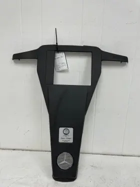 A1570103700 Mercedes-benz 2013-2016 Gl63 Engine Display Cover Panel Shield Hand Crafted Oem