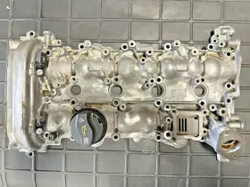 A2740106800 Mercedes-benz 2013 - 2018 C300 E300 2.0l Valve Cover Cylinder Head