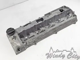 A6470160105 Mercedes-benz 2004-2006 2.7l Sprinter Om647 Engine Valve Cover