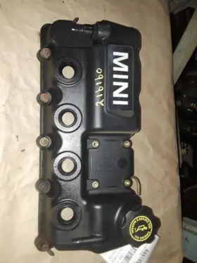 350.co1c06 Mini Cooper 1 2006 Valve Cover 853413
