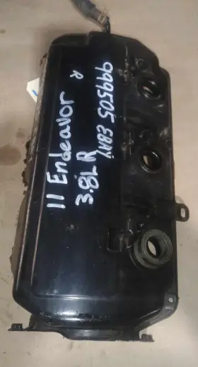 350-999505 Mitsubishi Trucks 2011 Endeavo Rigth Engine Motor Cylinder Valve Cover 3.8l Oem