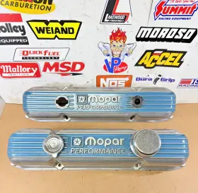 04532024 Mopar Performance 383 426 440 Big Block Aluminum Finned Valve Covers