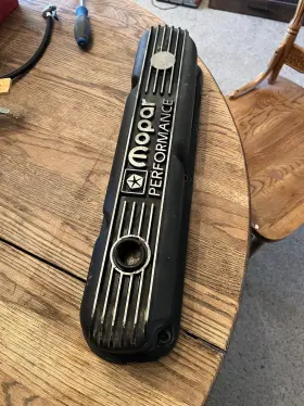4532023 Mopar 1 Performance Small Block Aluminum Finned Valve Cover