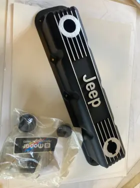 P5007619 Mopar Nos Jeep Performance Black Aluminum Magnum Small Block Valve Covers 360