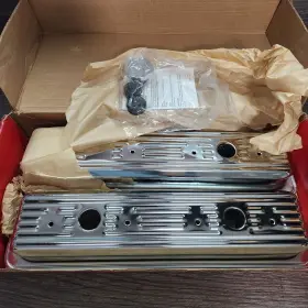 305-350 Mr. Gasket 9415 Chrome Valve Covers For 87-02 Chevrolet Gen I Small Block
