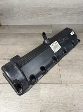 972520417 Mustang 96-04 Gt 4.6 Sohc Drivers Side Valve Cover 13 Bolt
