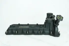 4390872 Nissan 16-19 Titan Xd 5.0l V8 Dohc 32 Diesel Oem Left Driver Engine Valve Cover 4390872 Nissan 16-19 Titan Xd 5.0l V8 Dohc 32 Diesel Oem Left Driver Engine Valve Cover
