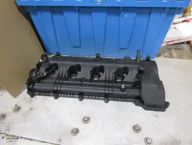 22420-3f300 Oe Brand 2009-2012 Hyundai Genesis Sedan 4.6l Oem Passenger Side Valve Cover 09 10 11 12