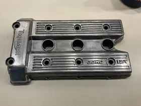 1260036-t0301 Oem Triumph Trident 900 Valve Cover Used