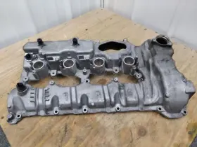 350.bm1a12 Oem 2012 2013 2014 Bmw 4.4 Valve Cover Left Side