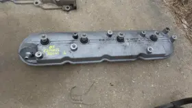 350.gm8v05 Oem Left Valve Cover 6.0l Fits 2005 Express 539513