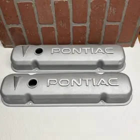 25534426 Pontiac Performance Raised Letter V8 301-455 Cast Aluminum Valve Covers