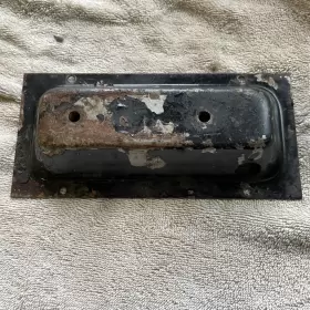 021.101.471 Porsche 021101471 914 Engine Fuel Pump Cover 021.101.471 Porsche 021101471 914 Engine Fuel Pump Cover
