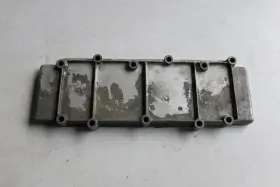 9011051162r Porsche 1970-1989 911 930 Lower Valve Cover
