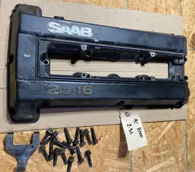 8788135 Saab Valve Cover For 9000 W 2.3l 1990-1993