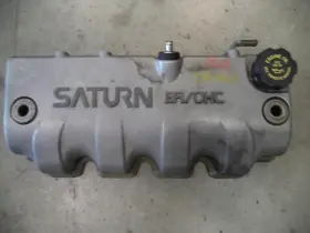 350.gm7w02 Saturn Sat S Sdn 2002 Valve Cover 1227833 350.gm7w02 Saturn Sat S Sdn 2002 Valve Cover 1227833