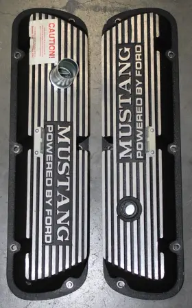 C5zz-6a582-a-b Scott Drake Pair Of - Mustang Powered By Ford Valve Covers 1964-1973 C5zz-6a582-a-b Scott Drake Pair Of - Mustang Powered By Ford Valve Covers 1964-1973