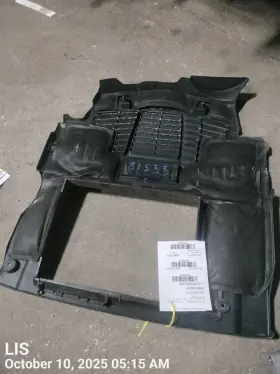 351.su1t17 Subaru Engine Cover Oem 2017 Forester