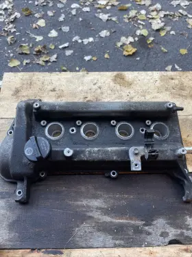 1120121061 Toyota 2001-2009 Prius 1.5l Engine Valve Cover Assembly Oem