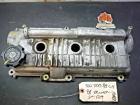 11202-62050 Toyota 95-04 4runner T100 Tacoma Tundra Left 3.4l V6 Engine Valve Cover Oem