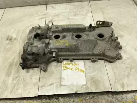 350.to1207 Toyota 2007 Sienna Xle Valve Cover Right Rear Oem 350.to1207 Toyota 2007 Sienna Xle Valve Cover Right Rear Oem