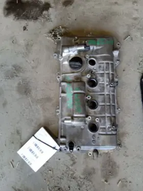 350.to1n10 Toyota Prius 2010 Valve Cover 2972873