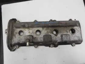 350.to1s04 Toyota Valve Cover Right Passenger Side 2001 02 03 04 Sequoia