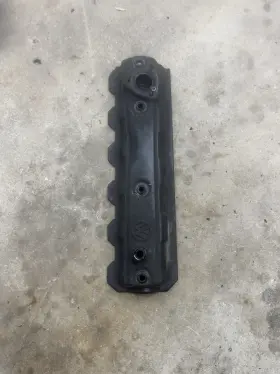 074103360a Volkswagen 1992-1995 Vw Eurovan Engine Valve Cover Cylinder Head