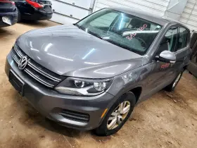 350.vw1t12 Volkswagen Tiguan 2012 Valve Cover 1776073