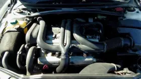 350.vo1q00 Volvo Valve Cover 2.8l Fits 00 S80 325410