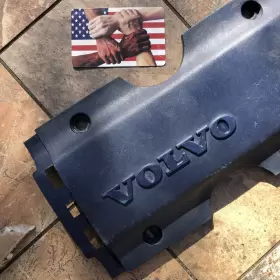 8653144 Volvo 99 - 09 5 Cylinder R Head Coil Cover C70 S60 S70 S80 V70 Xc70 Xc90 8653144 Volvo 99 - 09 5 Cylinder R Head Coil Cover C70 S60 S70 S80 V70 Xc70 Xc90