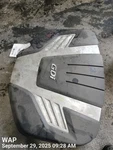 Engine Cover Oem 2014 Kia Sorento Used. Price: $100.00.