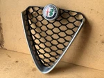 Alfa Romeo Giuila Grille With Emblem Front 2017 2018 2019 2020 156110134 Oem Used. Price: $200.00.