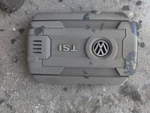 Engine Cover Oem 2015 Volkswagen Golf Used. Price: $100.00.