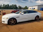 Engine Cover Oem 2014 Jaguar Xjl C2D49196 Used. Price: $110.00.