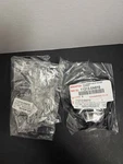 Genuine Lexus Cylinder Valve Cover Gasket Set New. Price: $50.00.