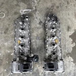 2006-2010 Bmw M5 M6 S85 Engine Valve Cover Pair 11127891022 Oem Used. Price: $150.00.